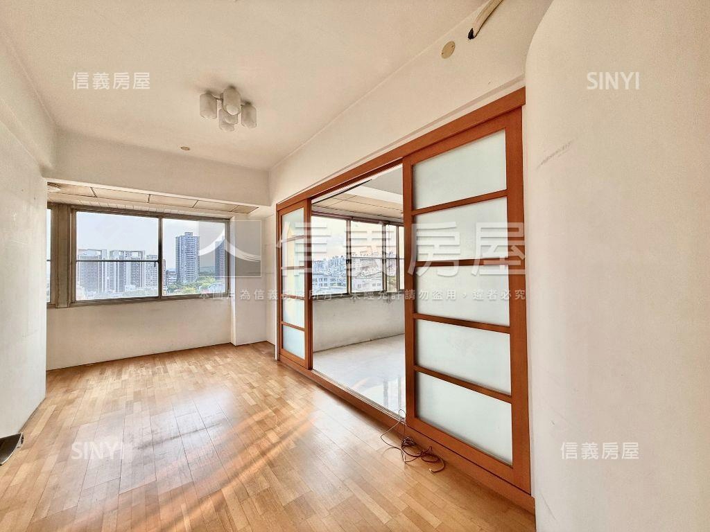 糖安居朝南三房平車房屋室內格局與周邊環境
