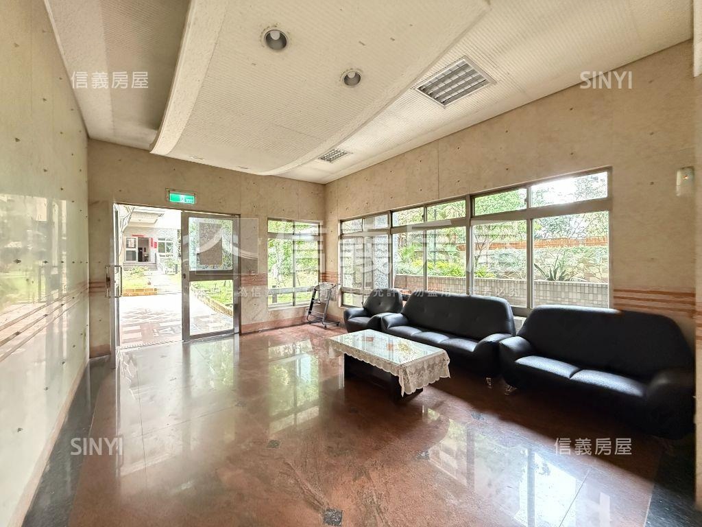 糖安居朝南三房平車房屋室內格局與周邊環境