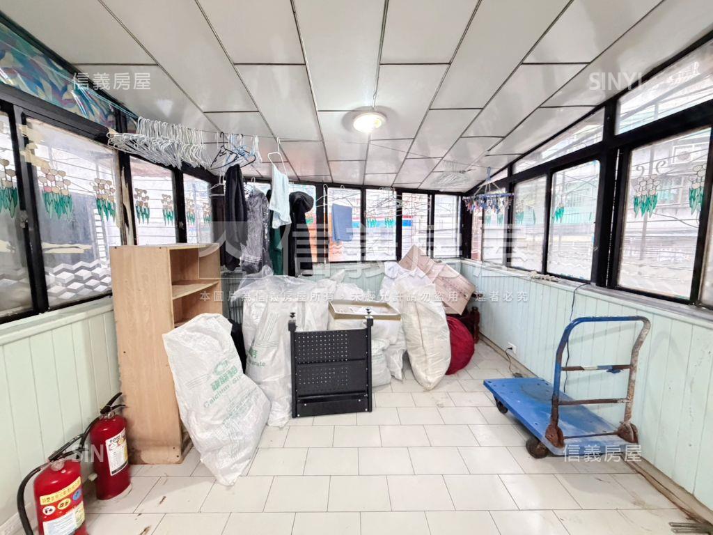 捷運三房和平東靜巷房屋室內格局與周邊環境