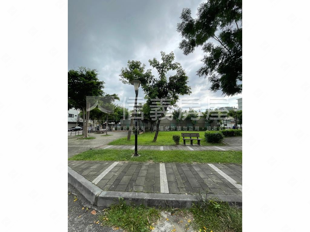 太平面公園稀有角間透店房屋室內格局與周邊環境