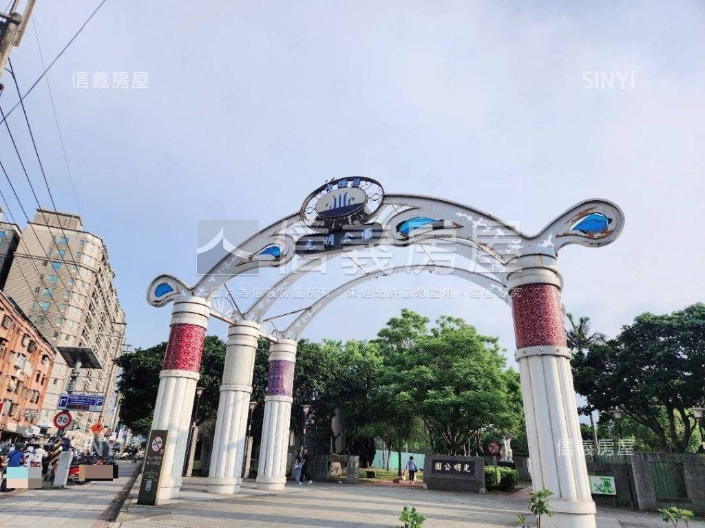 法國香榭景觀大兩房車位房屋室內格局與周邊環境