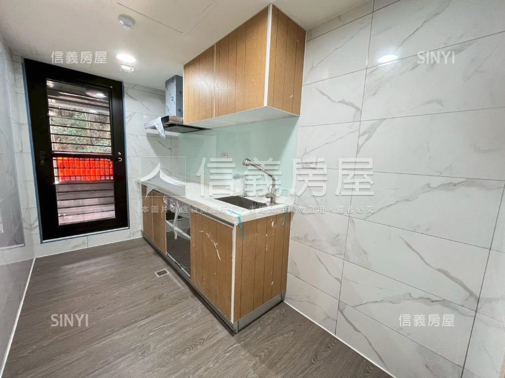 景安文匯‧森隱‧三房車位房屋室內格局與周邊環境