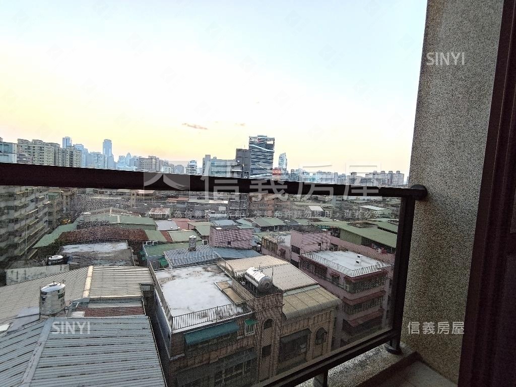 新板微風景觀兩房車位房屋室內格局與周邊環境