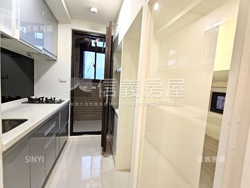 新板微風景觀兩房車位房屋室內格局與周邊環境