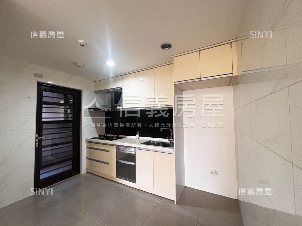 君悅優美三房房屋室內格局與周邊環境