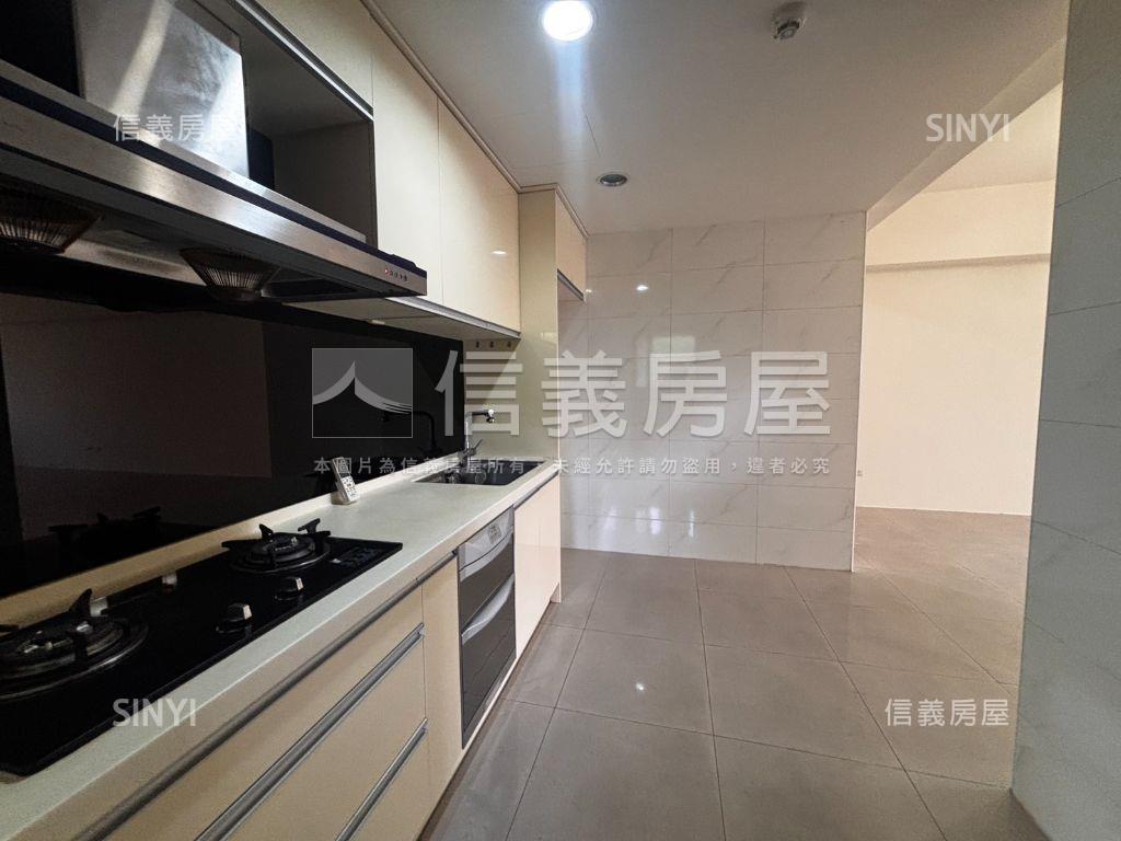 君悅優美三房房屋室內格局與周邊環境