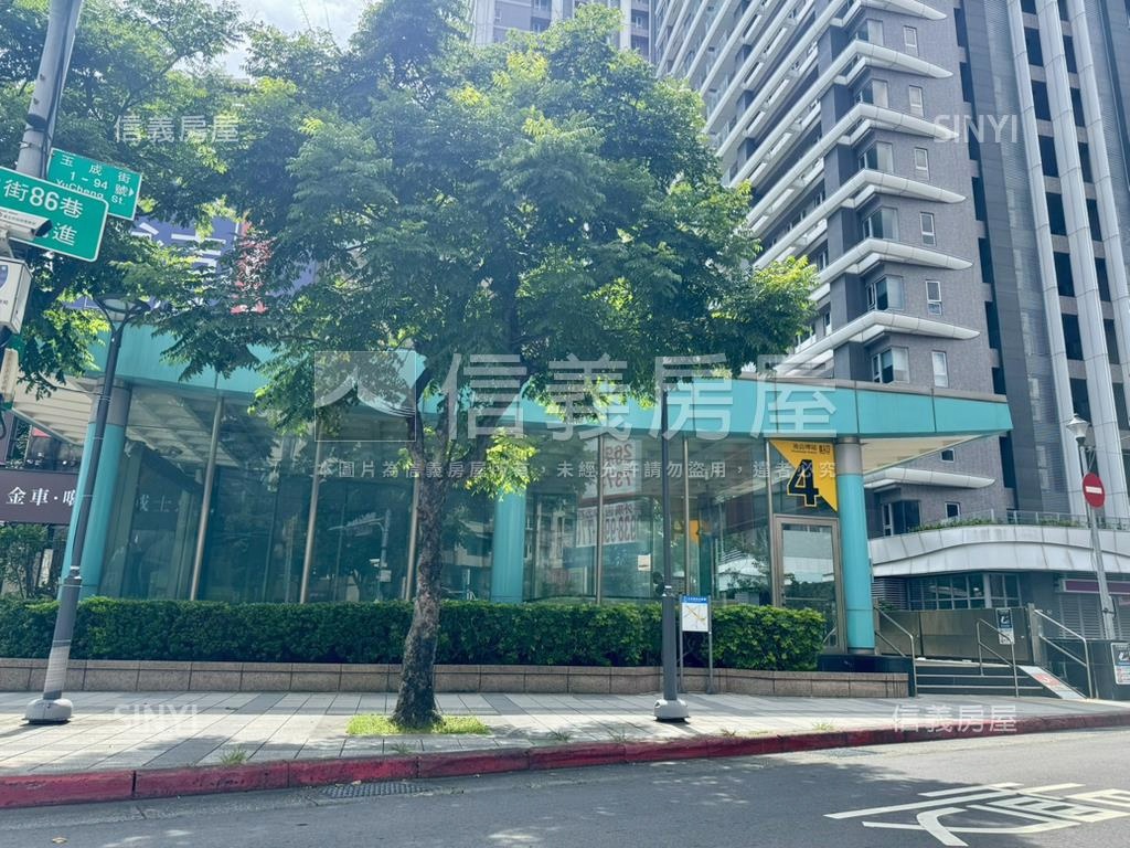 忠孝詠吉四房高樓房屋室內格局與周邊環境
