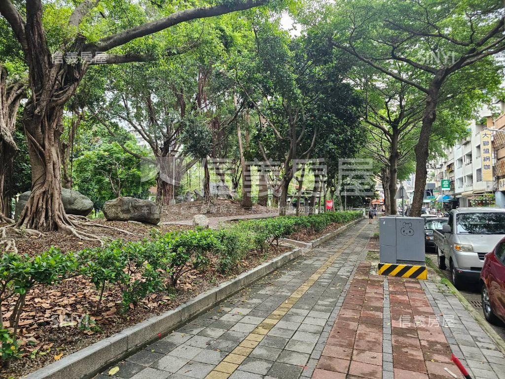 北區臨路８米面寬美透店房屋室內格局與周邊環境