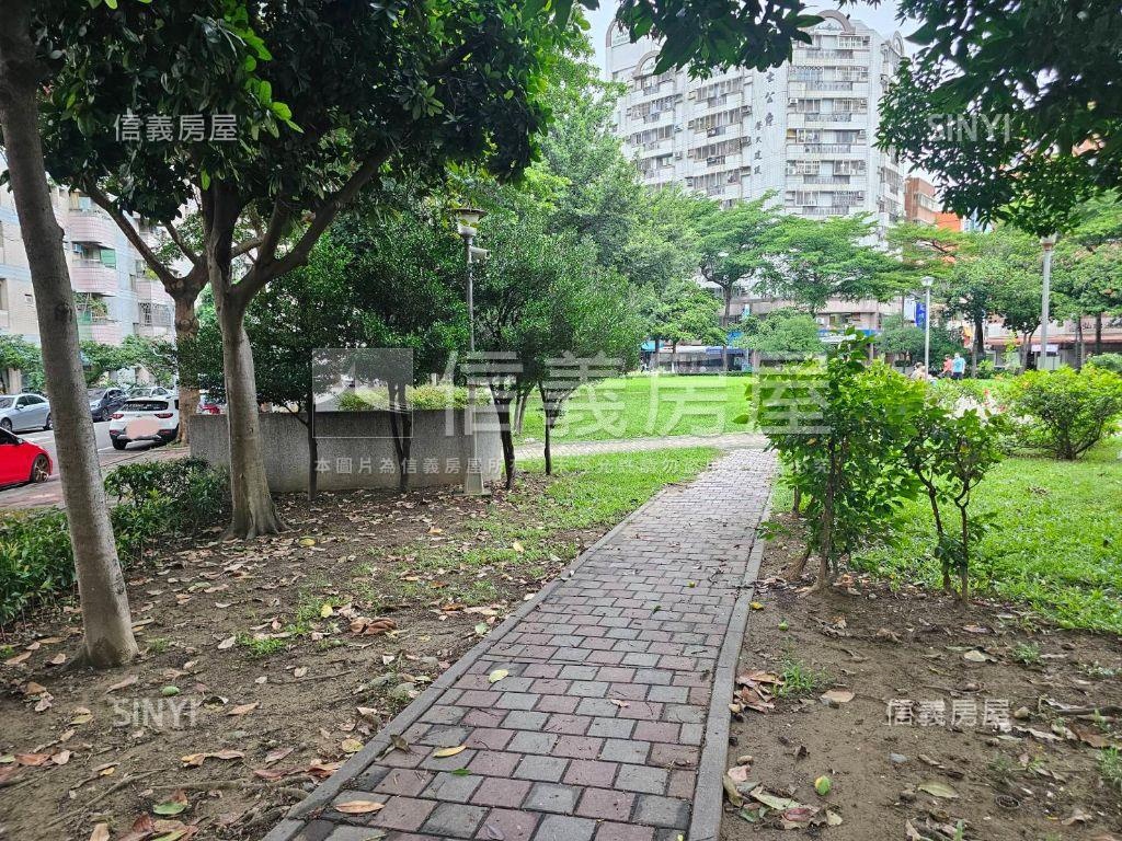 北區臨路８米面寬美透店房屋室內格局與周邊環境