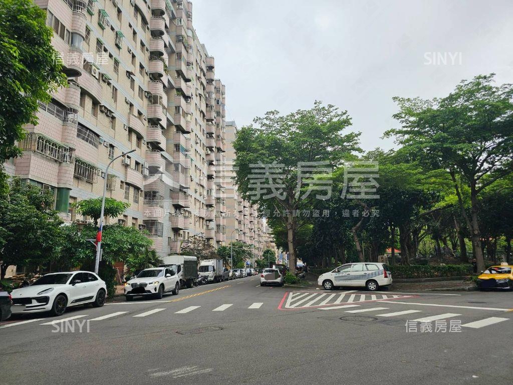 北區臨路８米面寬美透店房屋室內格局與周邊環境