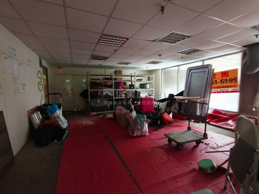 擎天雙星方正店鋪Ｂ房屋室內格局與周邊環境