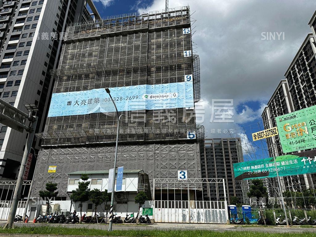 新專Ａ７大亮泊高樓層房屋室內格局與周邊環境