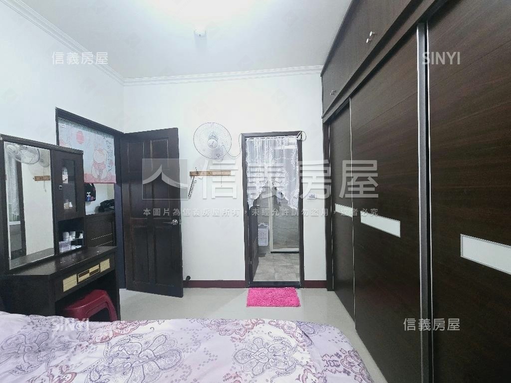 佳昌裝潢三房一和室房屋室內格局與周邊環境