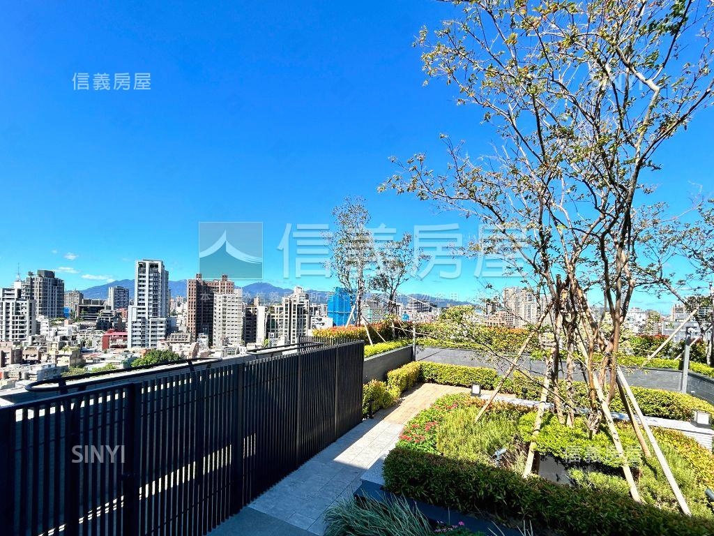 耕玉。四面採光三房坡車房屋室內格局與周邊環境