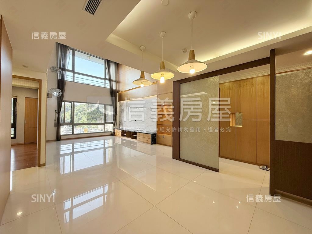 青石巨堂高樓尊爵樓中樓房屋室內格局與周邊環境