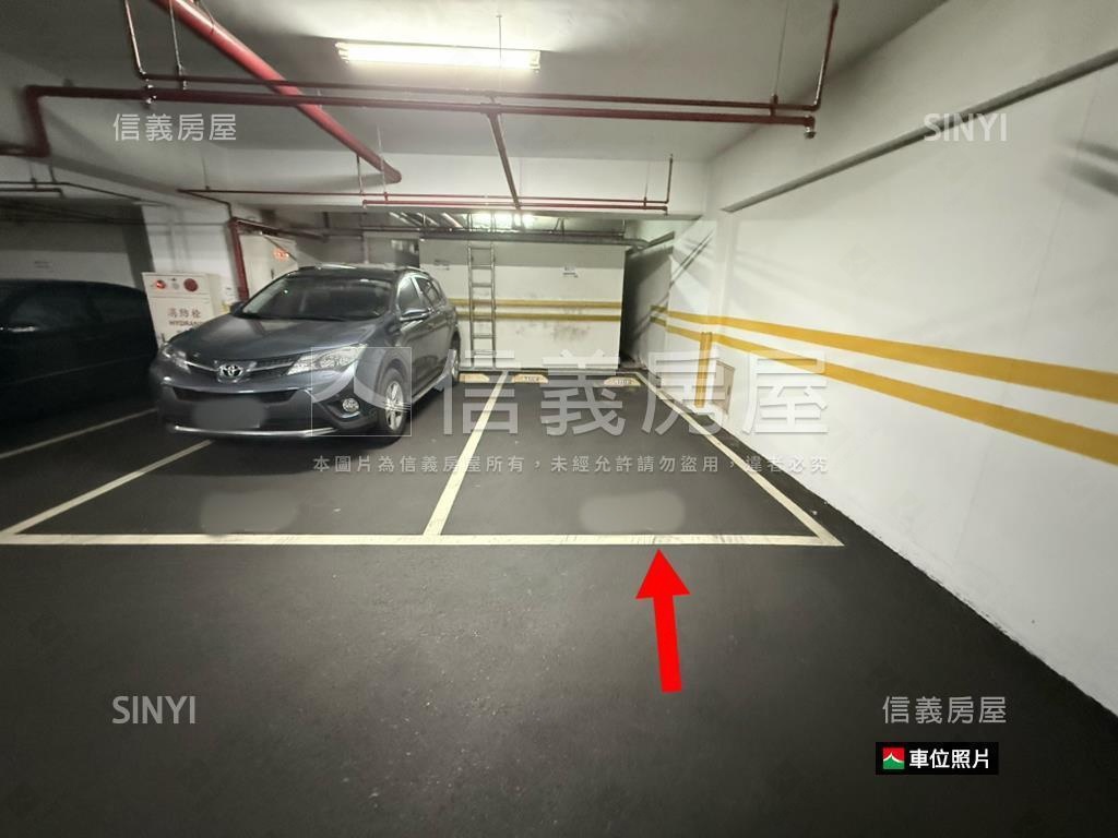青石巨堂高樓尊爵樓中樓房屋室內格局與周邊環境