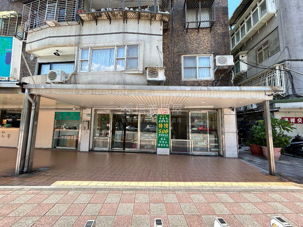 民生社區大面寬金店面房屋室內格局與周邊環境