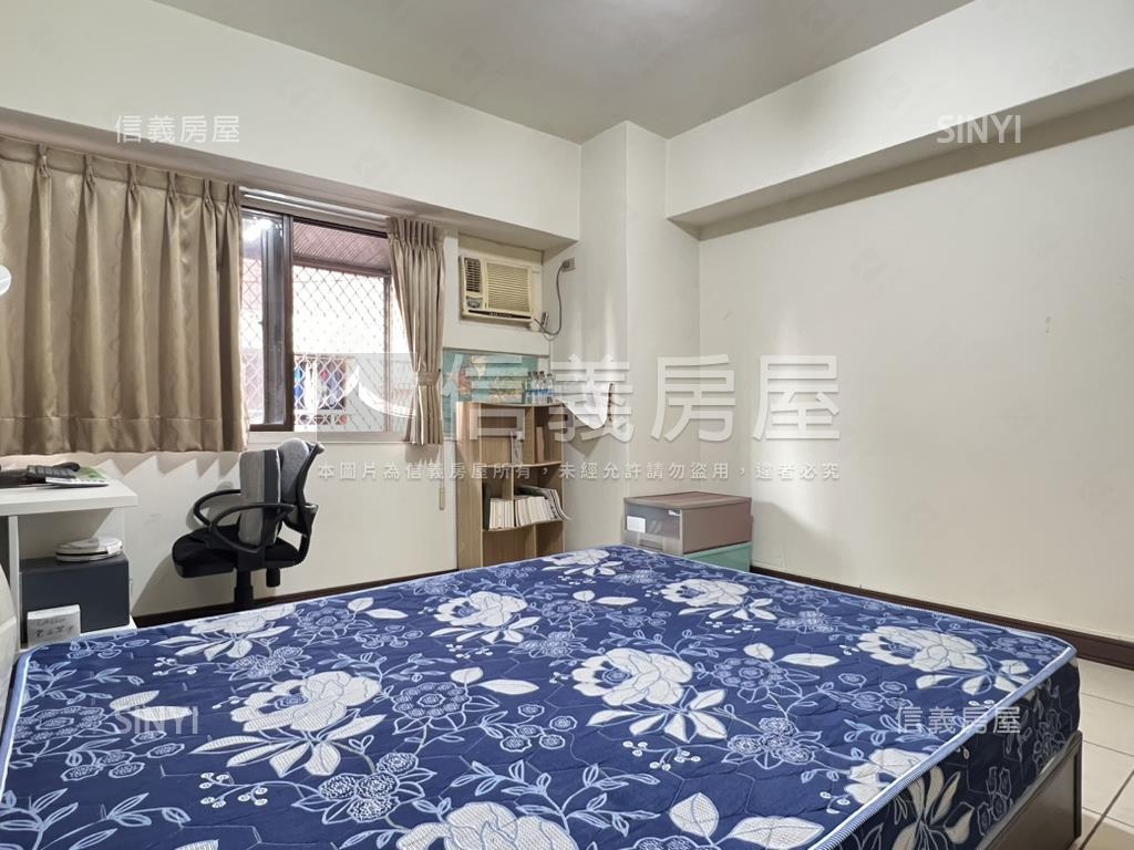 西區精誠商圈採光大套房房屋室內格局與周邊環境