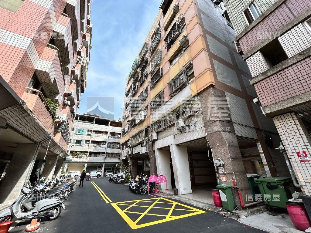 西區精誠商圈採光大套房房屋室內格局與周邊環境