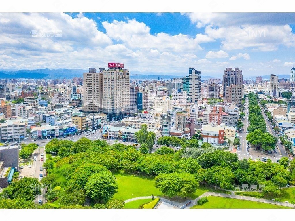 西區精誠商圈採光大套房房屋室內格局與周邊環境