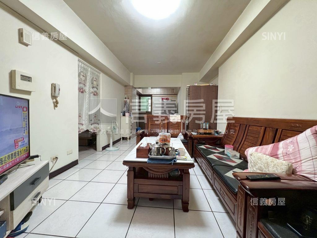 一中商圈一樓雅緻兩房房屋室內格局與周邊環境