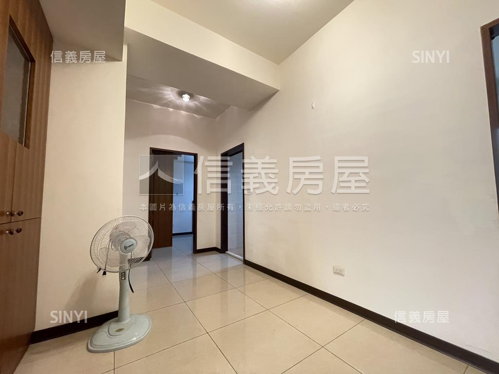 近民視凡爾賽大四房含車位房屋室內格局與周邊環境