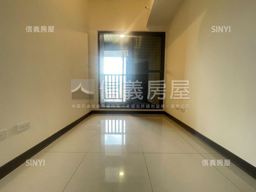 世界花園高樓小資２房房屋室內格局與周邊環境