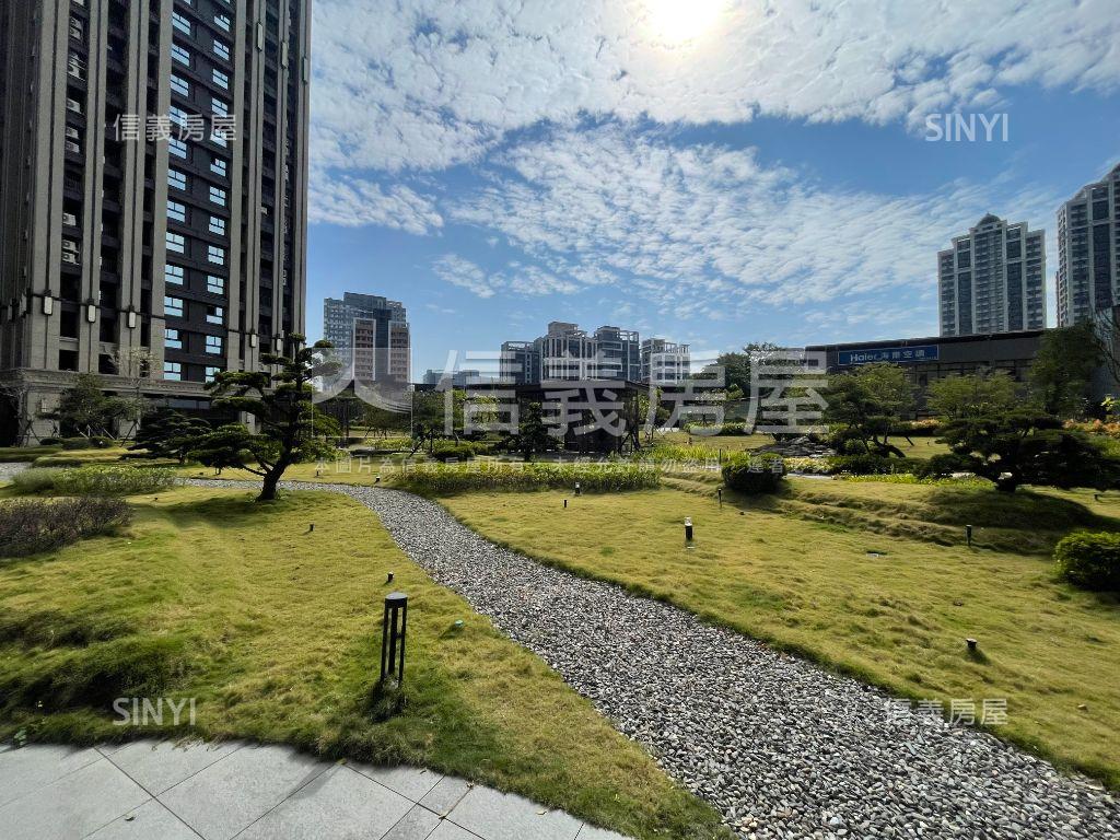 世界花園高樓小資２房房屋室內格局與周邊環境