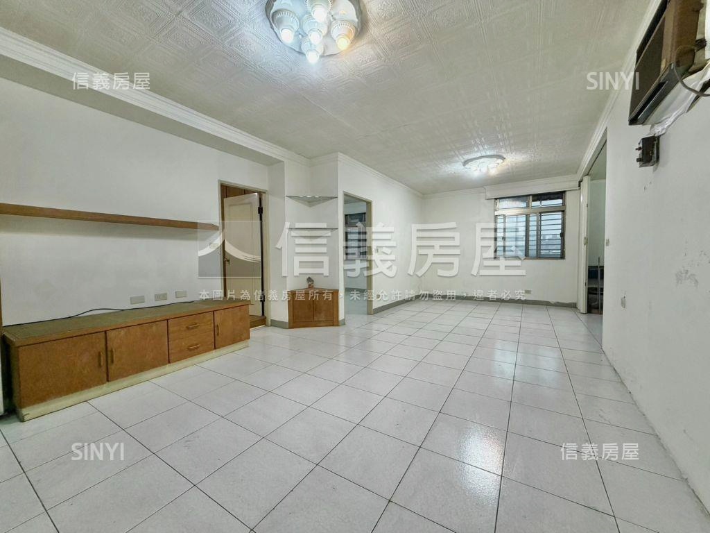 三民路，稀有公寓房屋室內格局與周邊環境