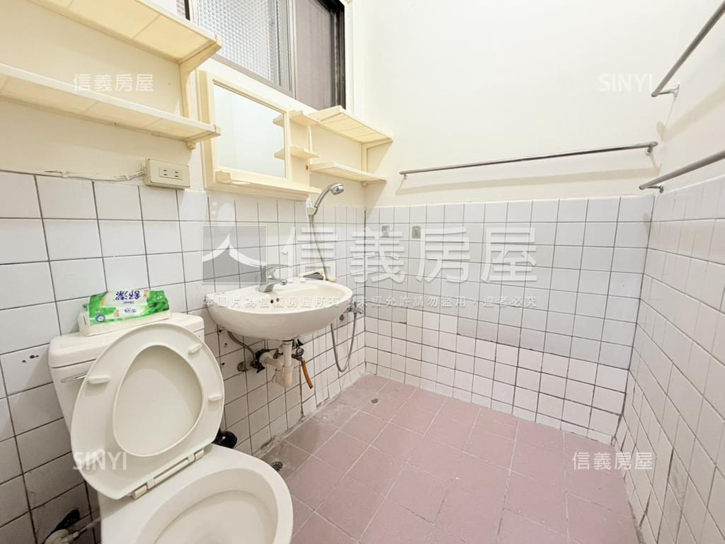 稀有。漂亮懷德街３樓房屋室內格局與周邊環境