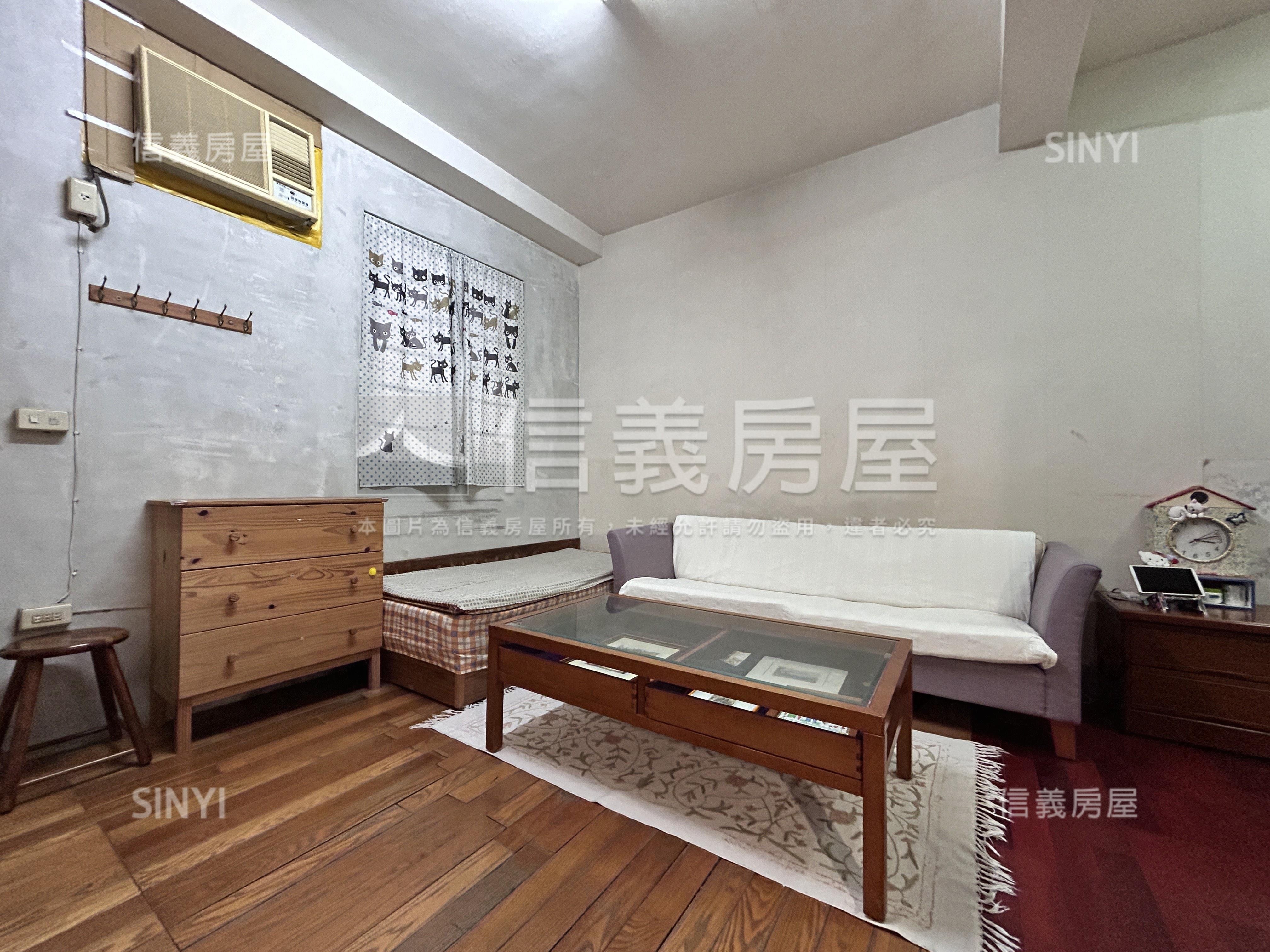 公益商圈精美街透天房屋室內格局與周邊環境