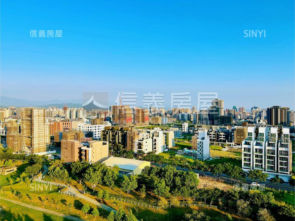 國泰美禾面公園３房雙平車房屋室內格局與周邊環境