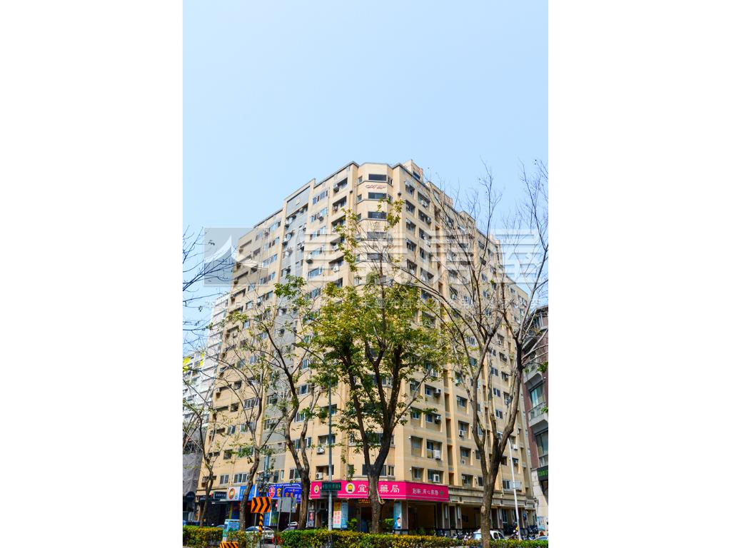 惠文３房雙面採光樹梢戶房屋室內格局與周邊環境