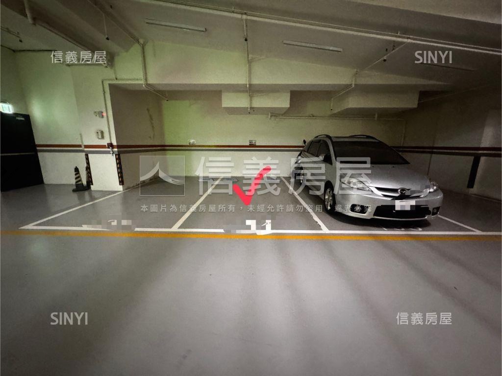 運動時代精美一樓車位房屋室內格局與周邊環境