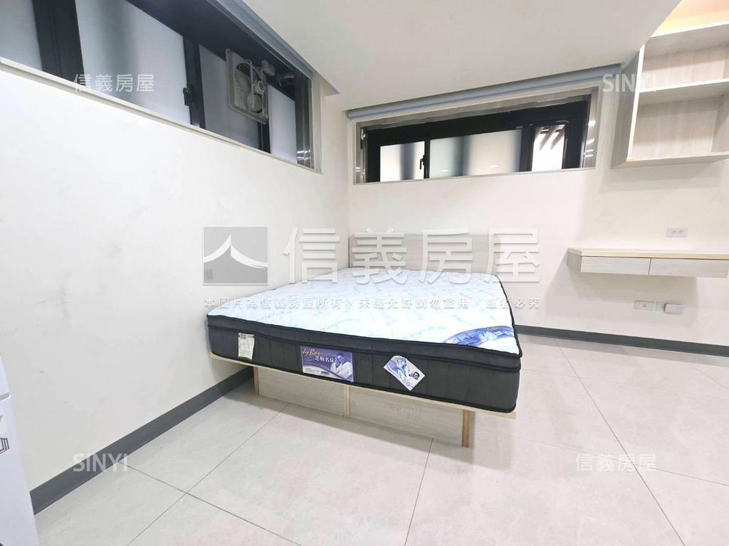 運動時代精美一樓車位房屋室內格局與周邊環境