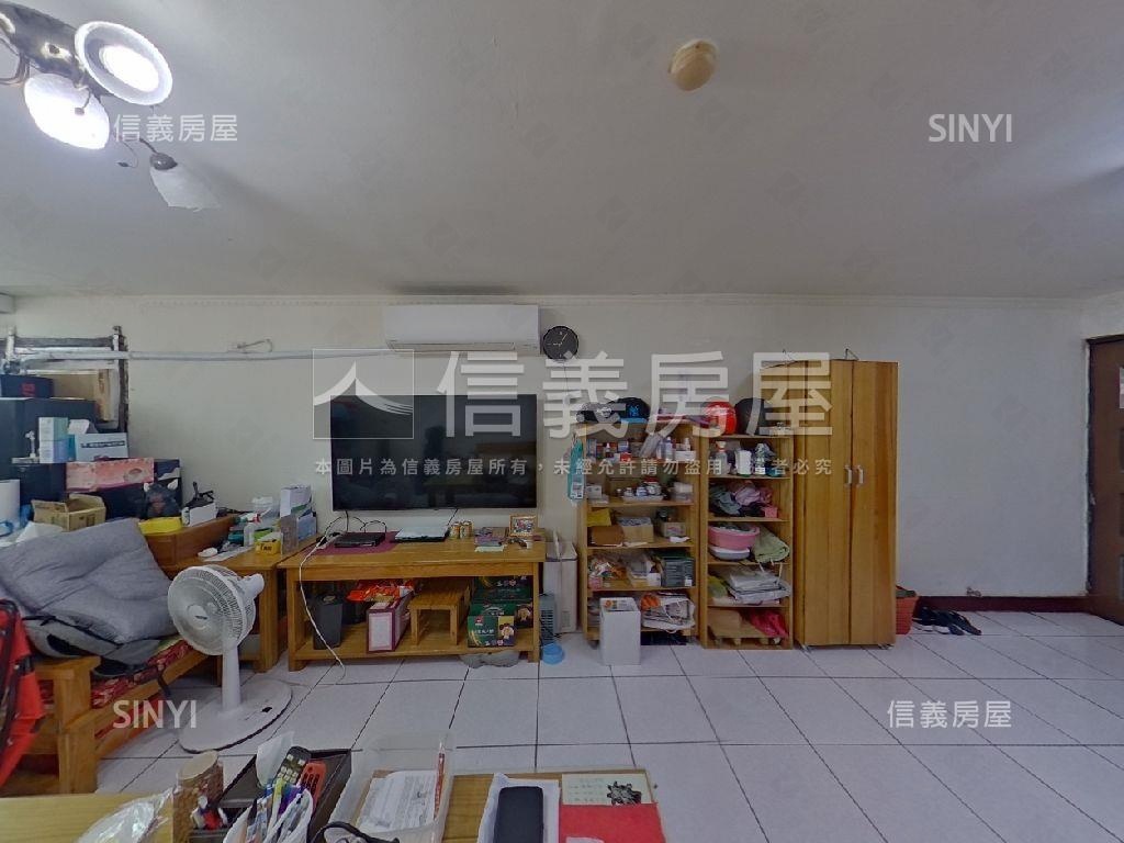 陽光國宅高樓採光大三房房屋室內格局與周邊環境