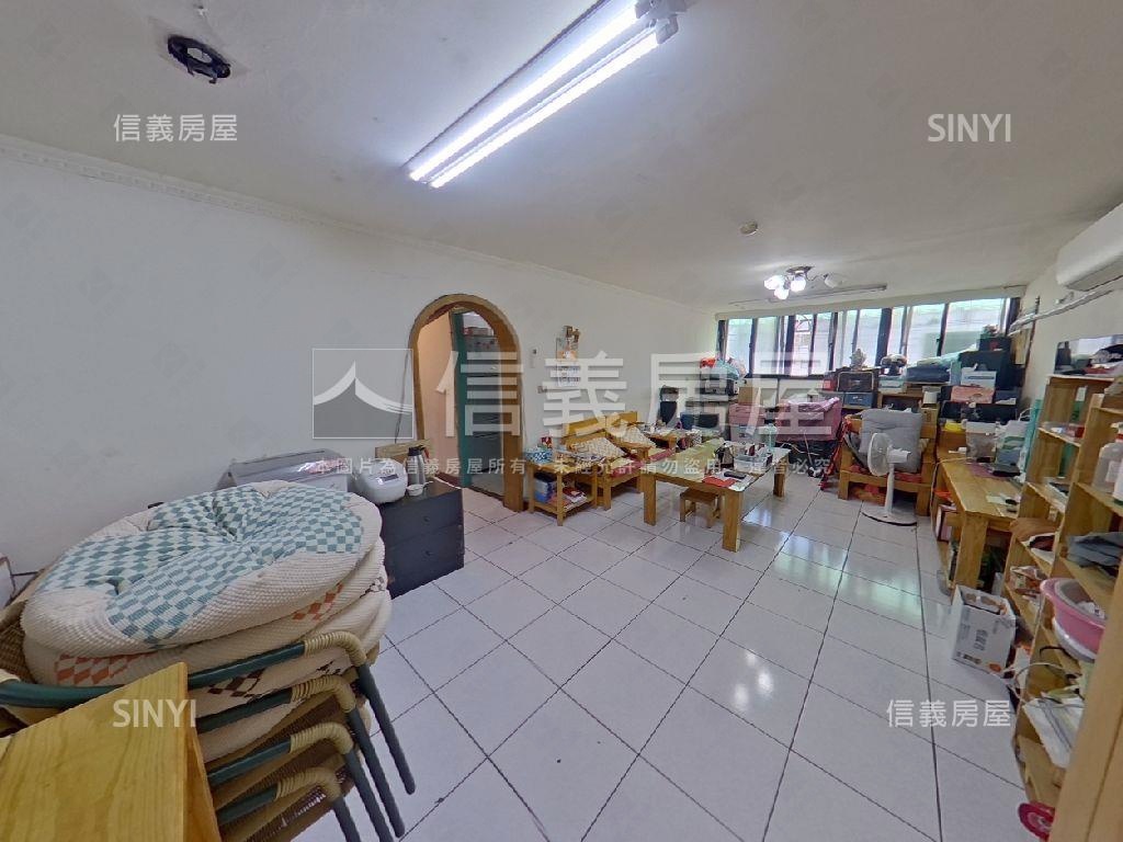 陽光國宅高樓採光大三房房屋室內格局與周邊環境