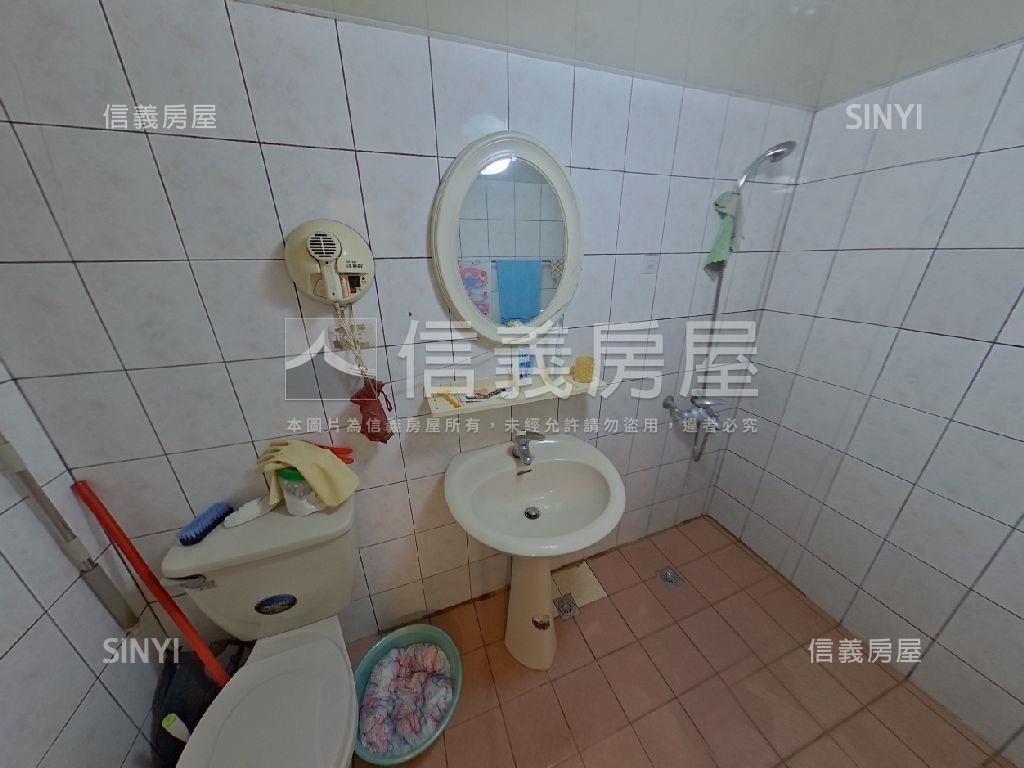 陽光國宅高樓採光大三房房屋室內格局與周邊環境