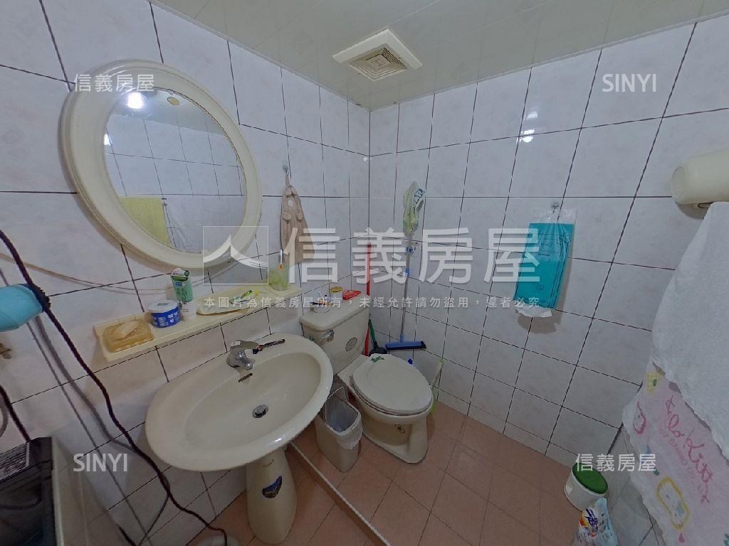 陽光國宅高樓採光大三房房屋室內格局與周邊環境