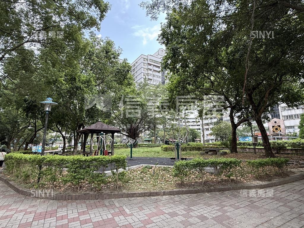 陽光國宅高樓採光大三房房屋室內格局與周邊環境