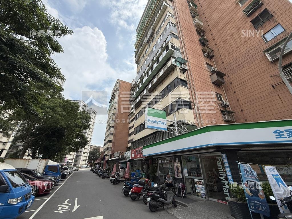 陽光國宅高樓採光大三房房屋室內格局與周邊環境