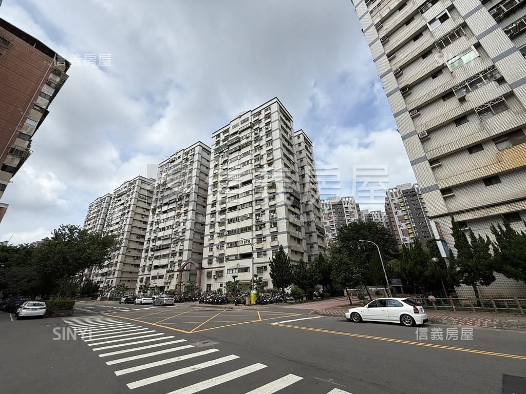 陽光國宅高樓採光大三房房屋室內格局與周邊環境