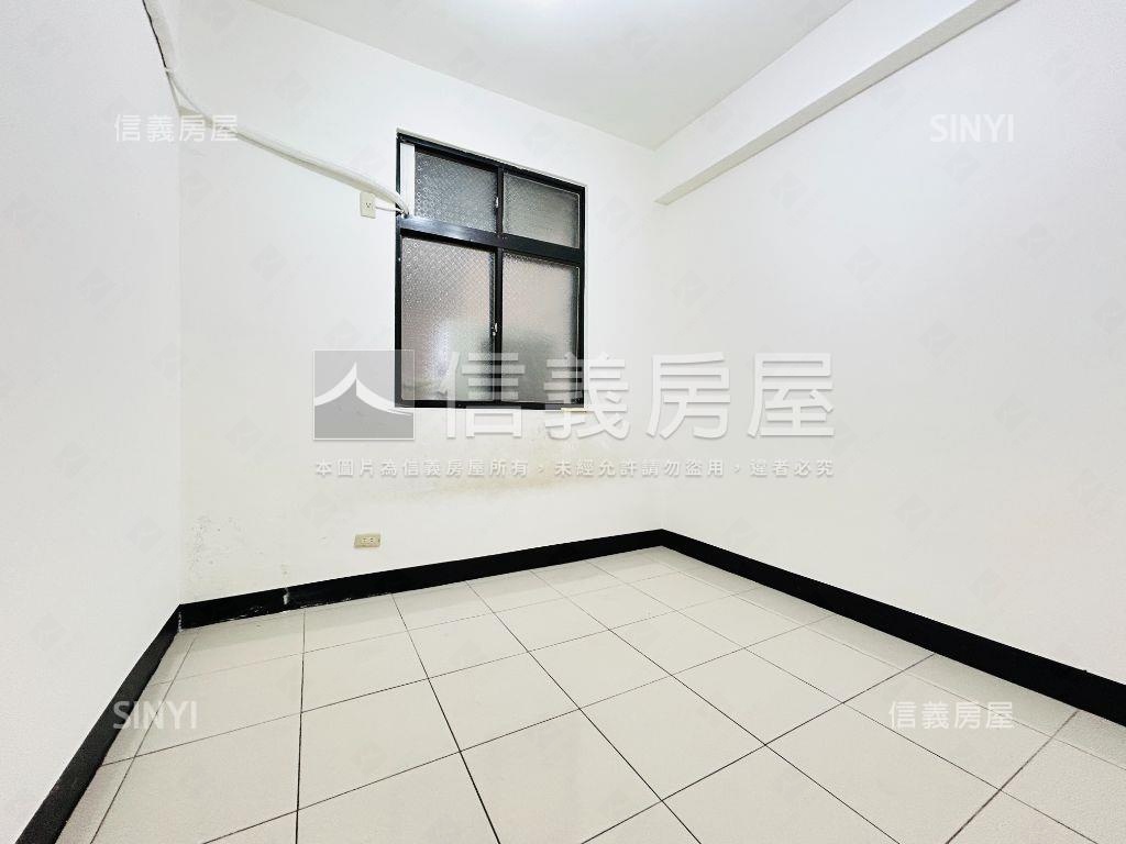 近捷運眺樹梢美寓房屋室內格局與周邊環境