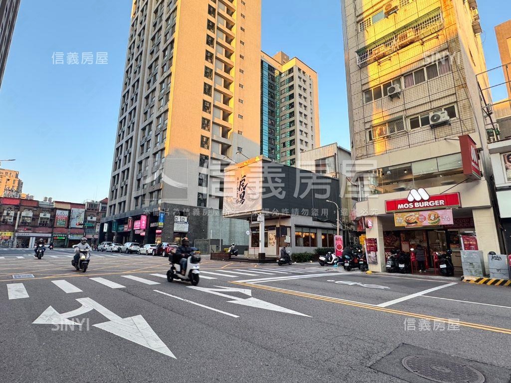 正！學士路稀有釋出金店面房屋室內格局與周邊環境