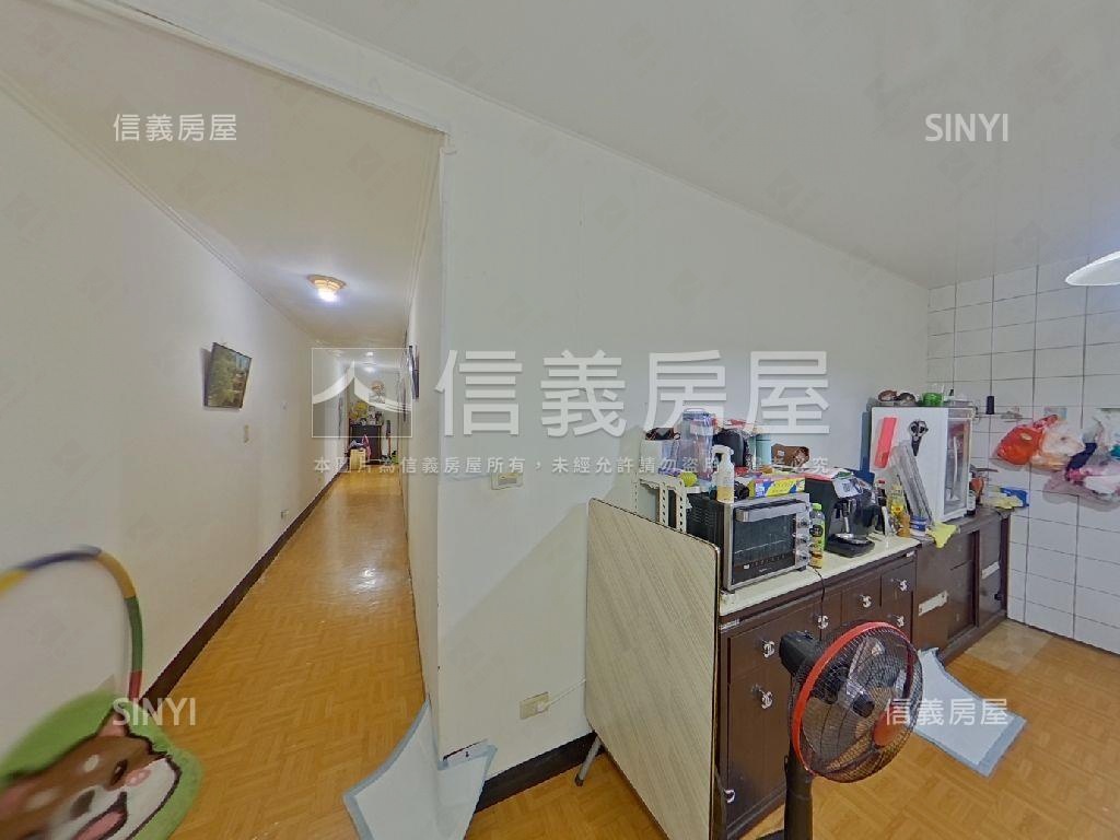 介壽稀有邊間公寓頂加房屋室內格局與周邊環境