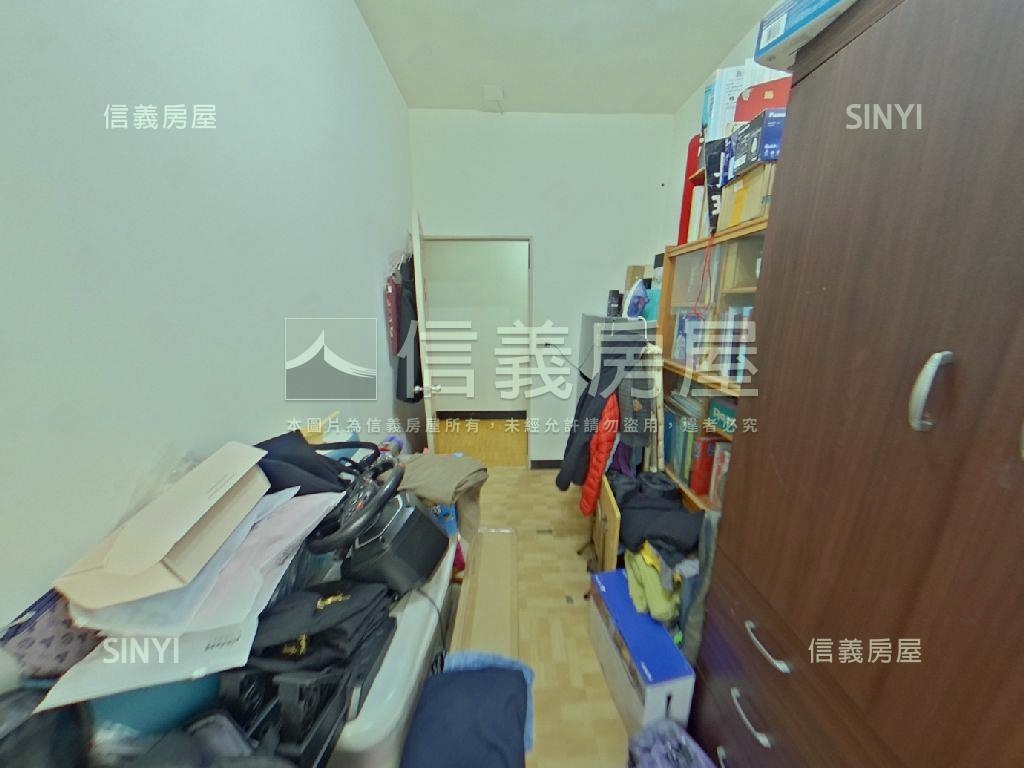 介壽稀有邊間公寓頂加房屋室內格局與周邊環境