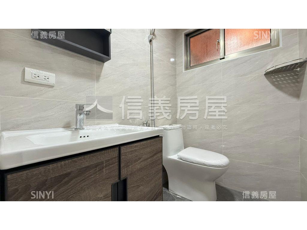 潭子重新整理三房華廈房屋室內格局與周邊環境