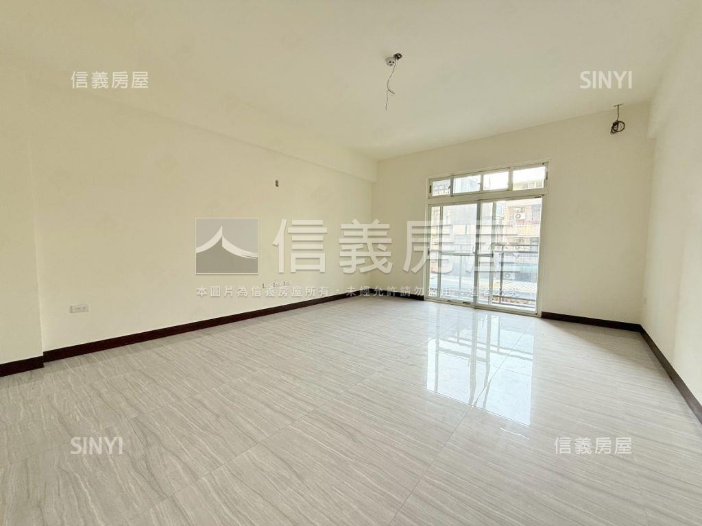 近Ａ２２捷運中央西路透天房屋室內格局與周邊環境