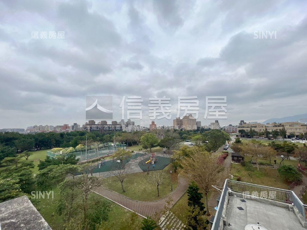稀有自地自建獨棟美透天厝房屋室內格局與周邊環境