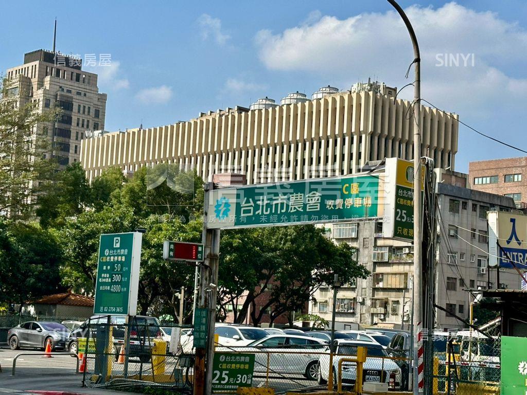 附中學區電梯三房兩廳三衛房屋室內格局與周邊環境